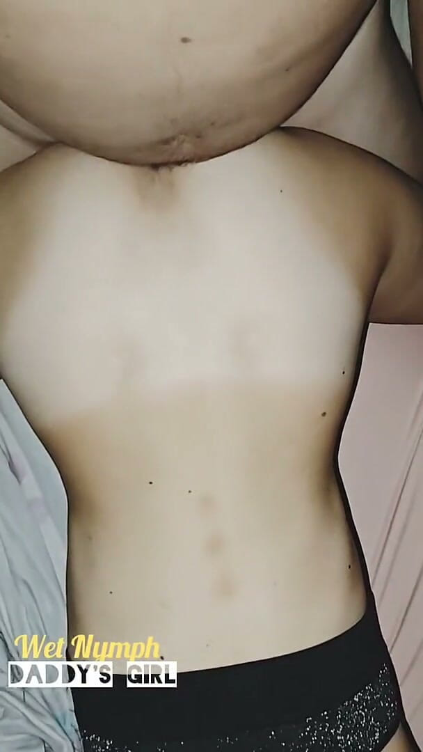Wet Nymph: พี่เลี้ยงโดนเย็ดตูดจนถึงจุดสุดยอด