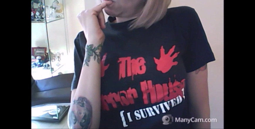 savannahamatoriale: My Step Sister Loves Showing off Her Beautiful Tits on...