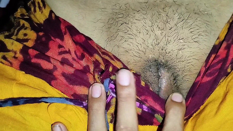 Kalachan69: ベッドでセックスを楽しむデジ村の女の子