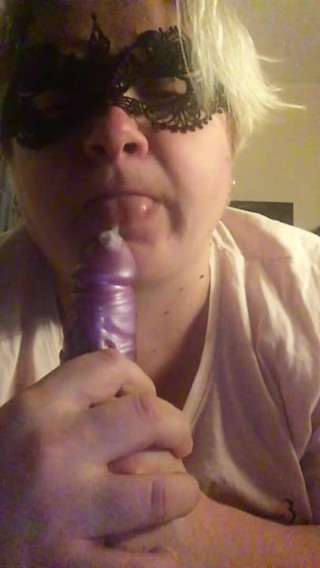 Real homemade BBW BBC porn: Bbwbootyful sucking deepthroat my 12inch dildo