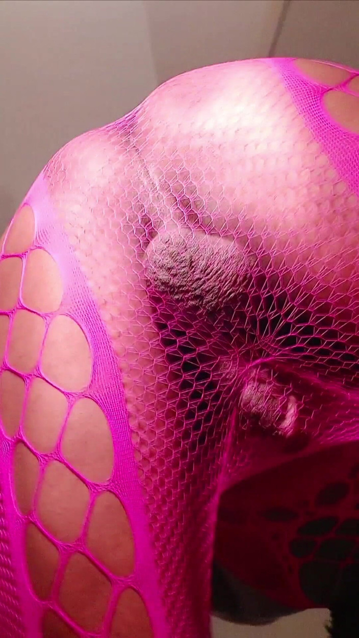 Milah CrossxxX: Milah En Fishnet Rose