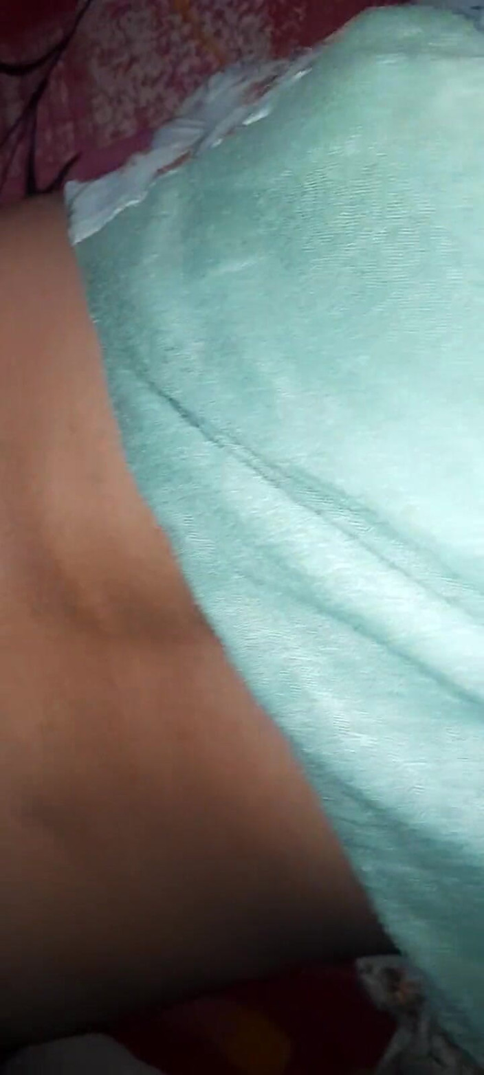 Raj Soni: Rekaman seks tante seksi india dientot habis-habisan