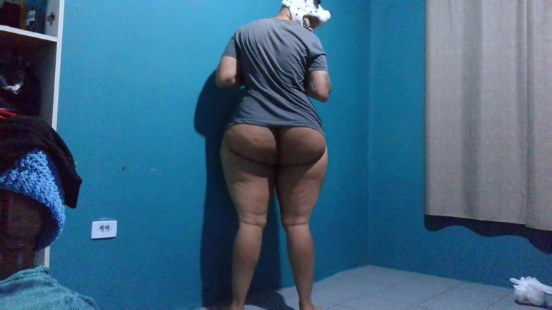 Sissy sapeca studio: Big Ass Tranny