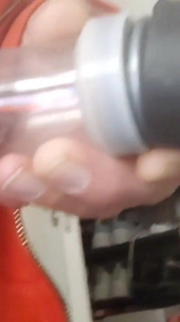 Arrapata durante i lavori a casa