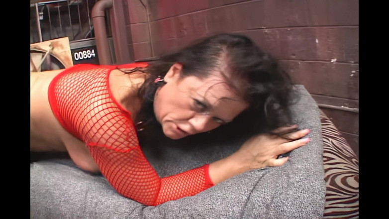 Blitzporn: De'Bella: puma na tvrdý bouchnutí