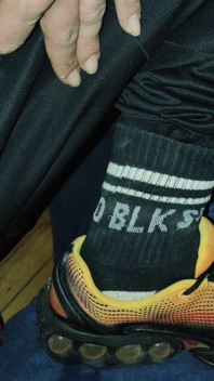 Dirtyjunkbro ไม่อยากเข้าห้องน้ำ ฉี่รดรองเท้ากีฬาดีกว่า