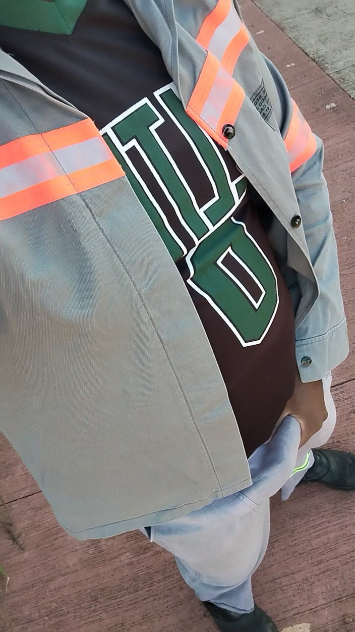 TheBlacKHunterr: Покрасоваться на улице