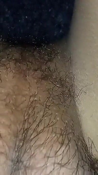 Setiap malam aku menariknya untuk beristirahat dengan baik ...