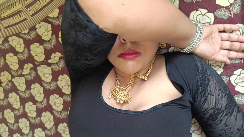 Palani69: Blue Saree Housewife Jerry Red Cute Lips