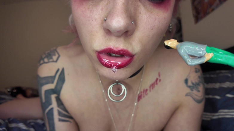 Glitterqueen1999: Benim taşkın üvey kardeşim