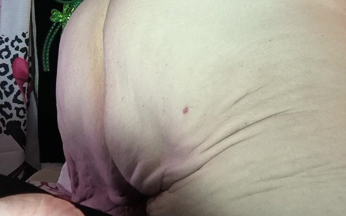 HerculesnVENUS: 그녀의 엉덩이에 깊고 거칠고 인정사정 많은 N Fast