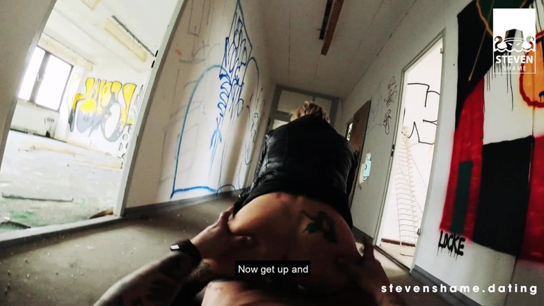 Steven Shame: Szczupła milf Vicky Hundt lubi intensywną randkę do pieprzenia! StevenShame