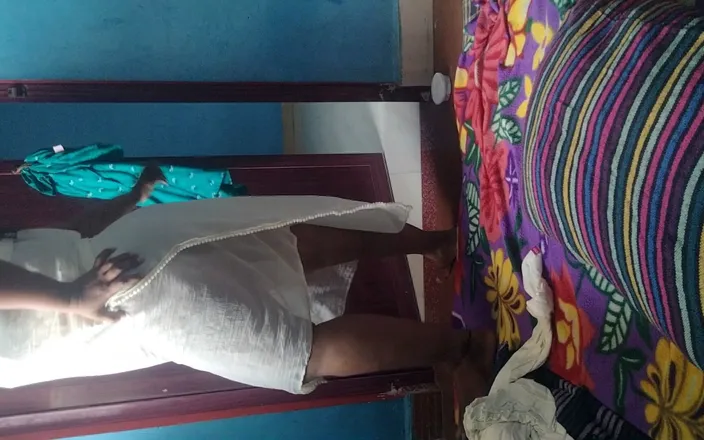 Tamil lesbian: Casual Talking After Sex with Her Partner