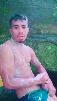 Josueacuna: Handjob in the Bathroom 1