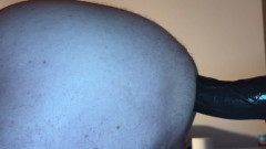 Almaviva: Děda trénuje na hluboké vkládání a je mu to příjemné