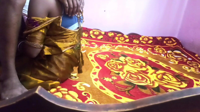 Sumaj: Vackra bengali knulla tjejer
