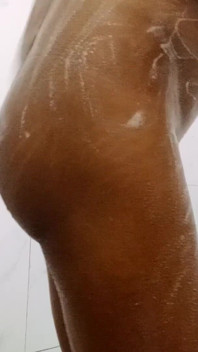 Pissing Video Asian Teen Pissing While Bathing Part 01