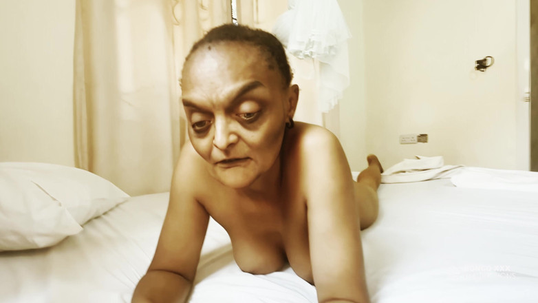 BongoXXX: Mec, j’ai enculé ta belle-mère