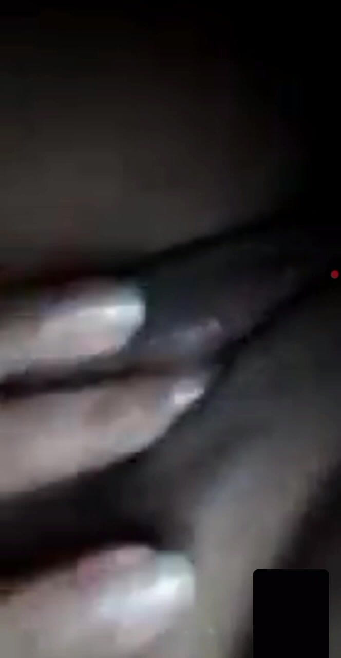 Hot hot video: देसी वीडियो कॉल चूत