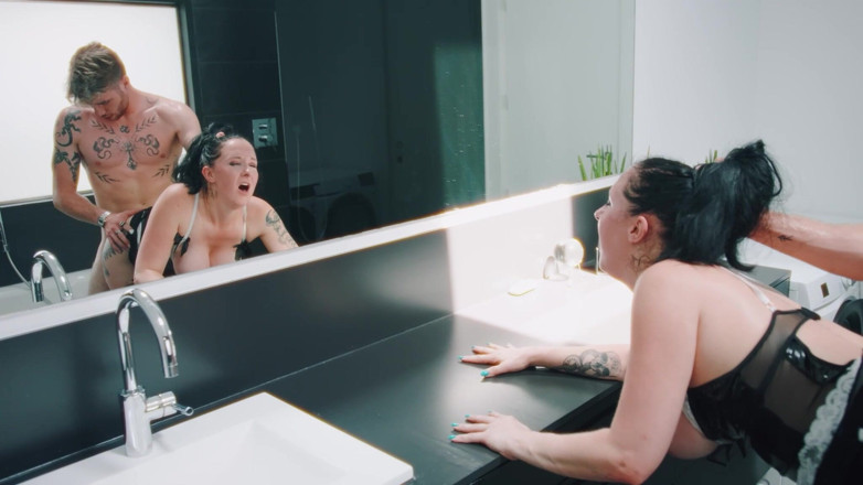 Praelise - The Art Of Desire: Maiden with Big Tits Fucked in the Bathroom