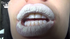 Goddess Misha Goldy: Mis labios blancos mágicos