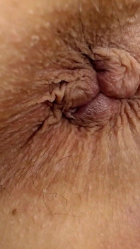 Lubang pantat semok abby dientot habis-habisan - closeup