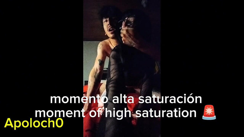 ApoloCho: Sesso visto in uno specchio, il riflesso del suo culo...