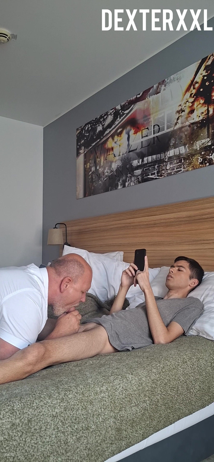 Dexterxxlfun: Rafael, amico sexy magro scopa il mio culo paffuto