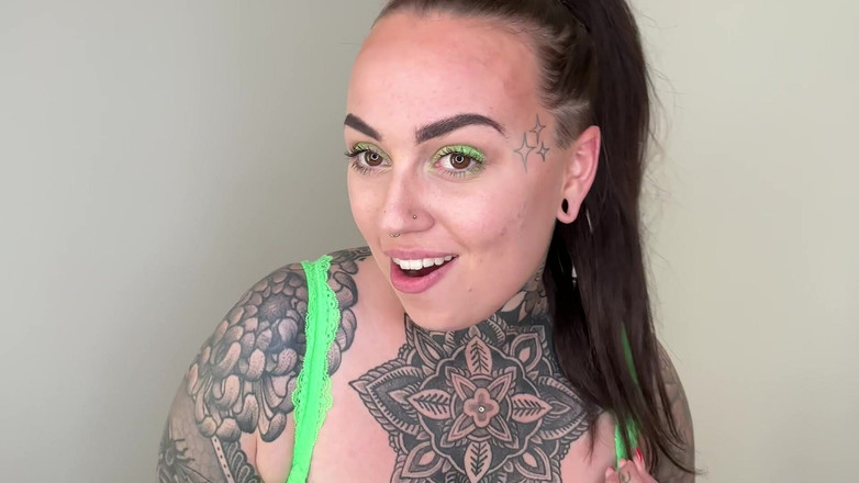 Miss Valentina: 나를 위해 정액