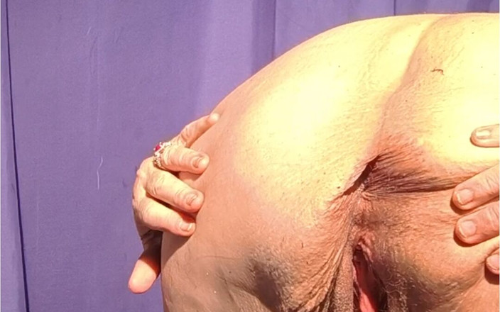 HerculesnVENUS: Bu porno yıldızı yeni bir kamera ışığı aldı seni az önce heyecanlandıracak