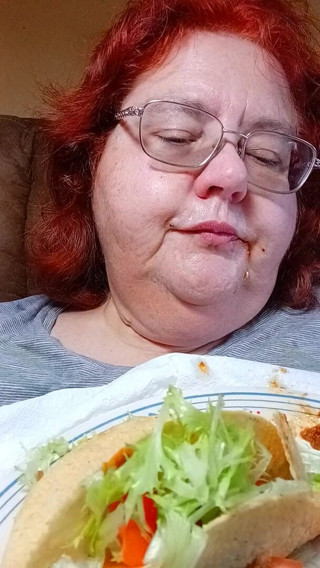 BBW nurse Vicki adventures with friends: Büyük bir yemek yedim ev yapımı taco akşam yemeği