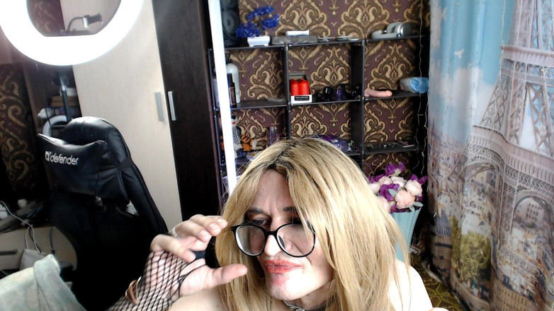 violet_bisex: Pelacur tanpa ereksi - melancap zakar kecilnya untuk pelawat ke Sembang -...