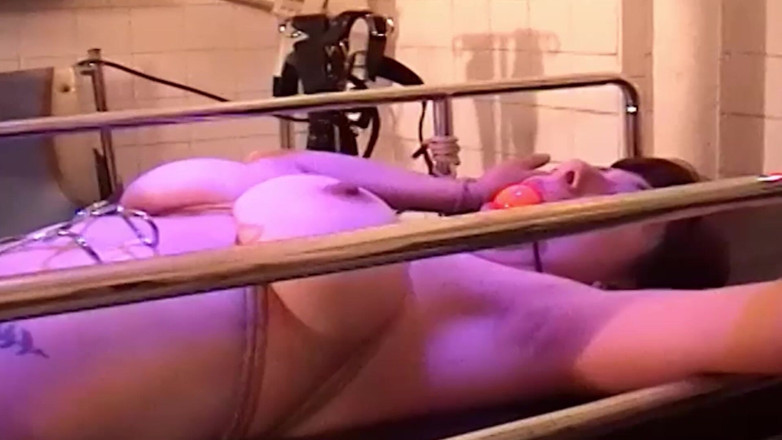 EroticOnly Fetish: Mature MILF Spread Wide for Medical Examination