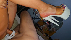 Anna Fire: Suka na wysokich obcasach, podnieca mężczyznę