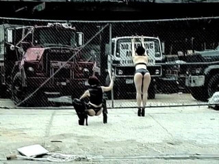 Girl on Girl: Une nympho sauvage lèche son cul de salope sexy dans...
