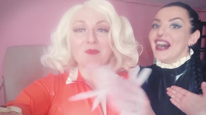 Arya Grander: Swafoto Video dalam Stoking