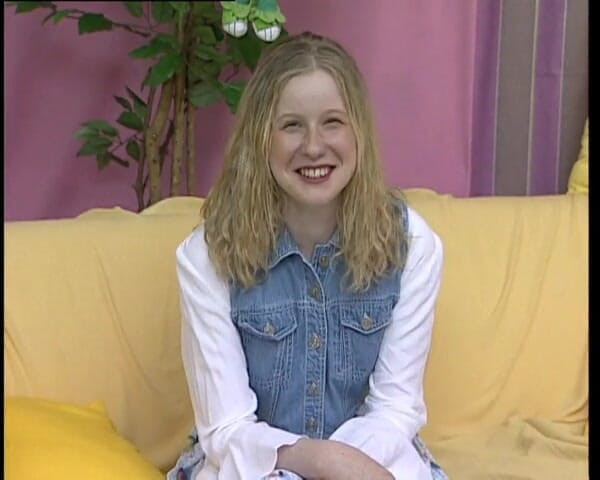 YOUR FIRST PORN: Buschige Nina - Bushy Nina Softclip