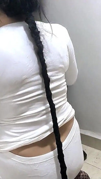 Pasangan Arab membawa lembu jantan batang besar untuk cuckold mereka