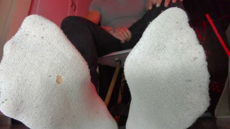 Hunky time: Foot Fetish Cum