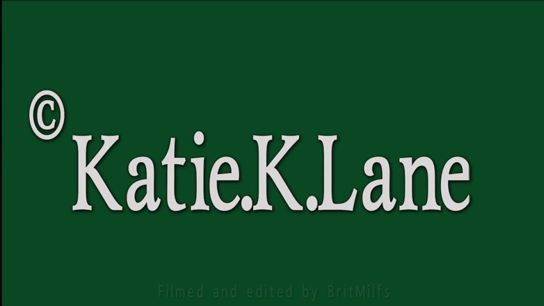 KatieKLane: Miss katie yang lagi sange berat lagi asik mainin memeknya