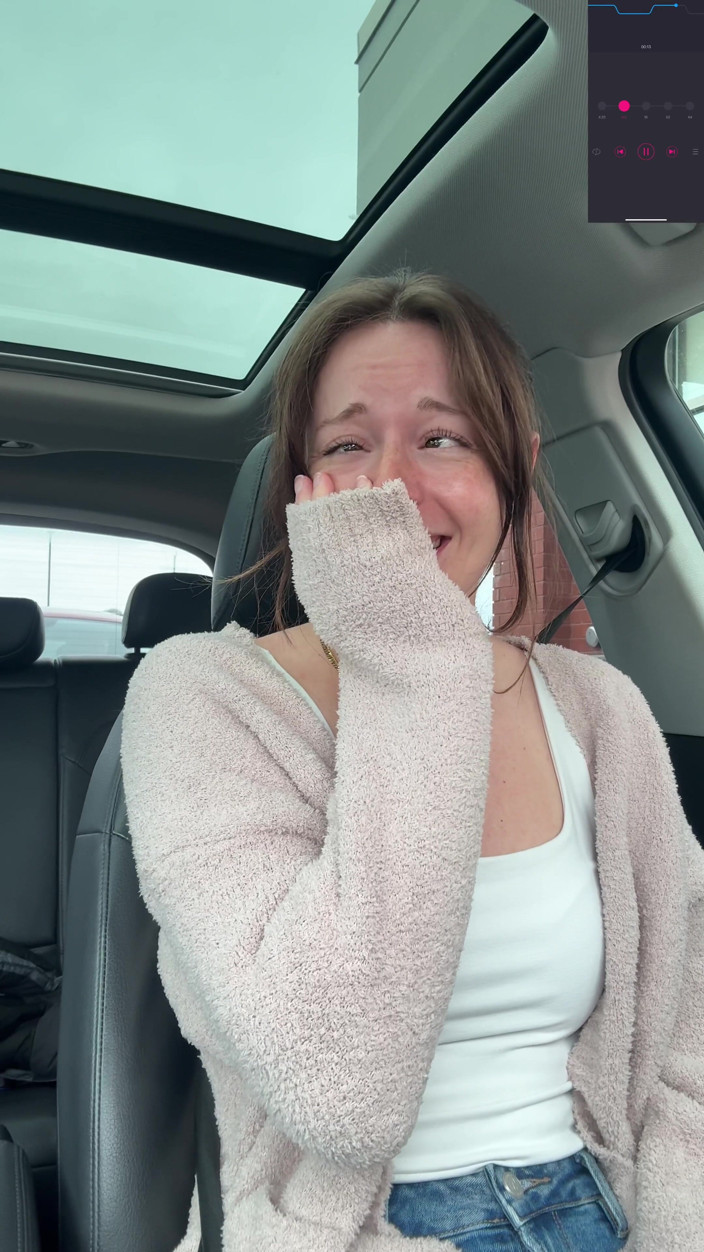 Nadia Foxx: Pancutan mani dalam Tim Hortons Drive Thru!