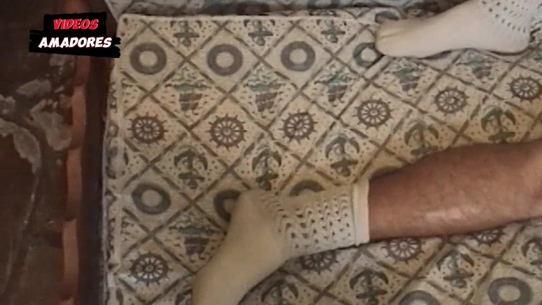 Amateurs videos: Saya memanggil seorang lelaki muda untuk mengongkek isteri saya