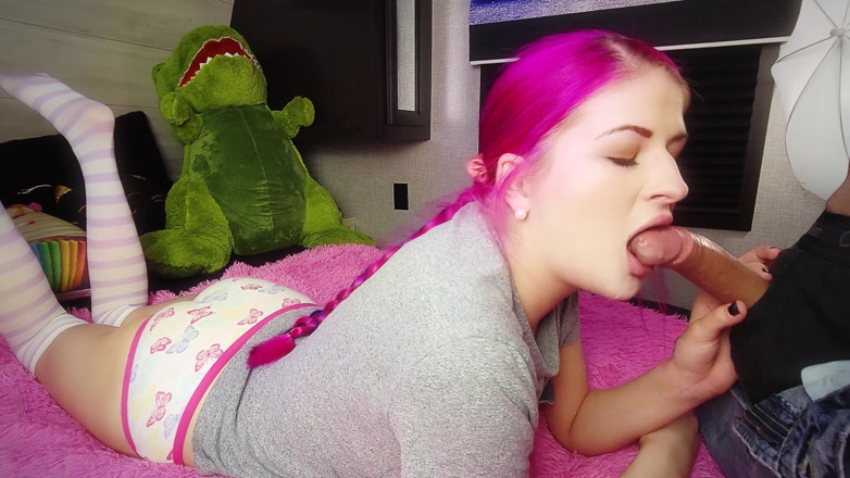 Liddy Tyler: Liddy Tyler tastes another girl's pussy on her boyfriends cock