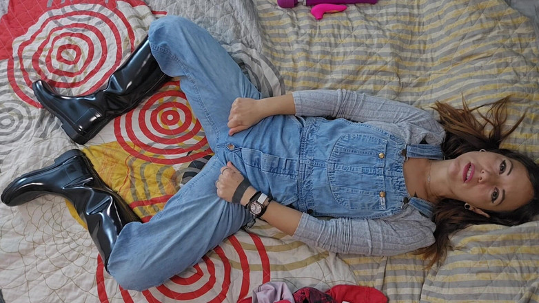 dafnedenoch: Lee Jeans und Hunter Boots Masturbation und Spritzen