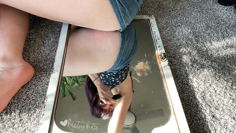 kactus kutie: Memangkas ketiak berbuluku di atas cermin