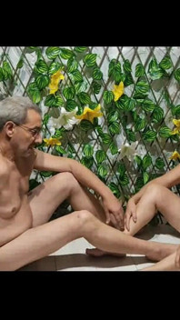 Sesimbralover și Mel Sucking Gresopio