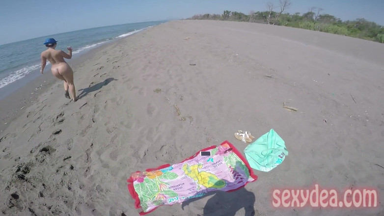 King of datass: Sudut pandangan pertama kongkek pantai seksi