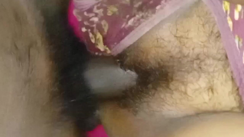 Bengaliauntykichut: 37 Sal Ki Padosi Bhabhi Ko Raat Mein Jakar Chudai...