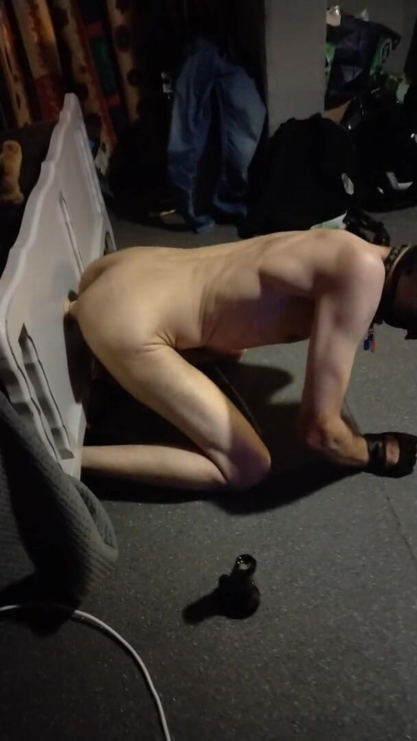 Fag_cis: Menunggang dildo