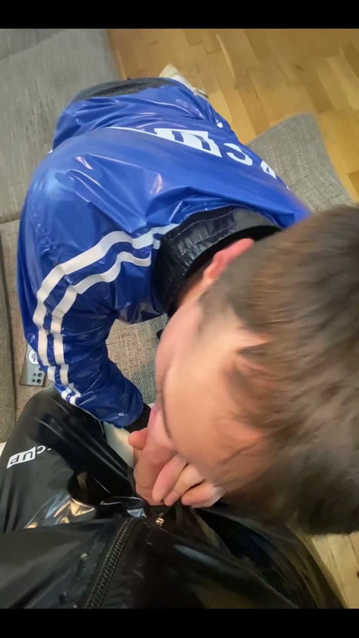 AndreDox: Suck Me